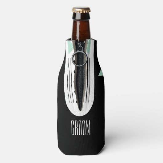 新婦ティール(緑がかった色)ブルー&ブラックタキシードブライダルパーティ新郎 ボトルクーラー (ボトル裏面)