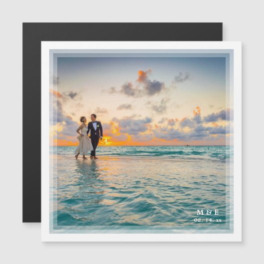 新婦モダンエレガントと新郎フォト結婚式の引き出物 マグネット招待状 (正面/裏面)