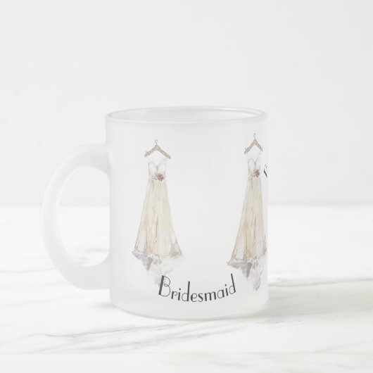 新婦付添人のウェディングドレスのギフトのパーティの記念品 フロストグラスマグカップ (左)