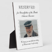 新婦指定席記念館のおじいさん フォトプラーク (側面)