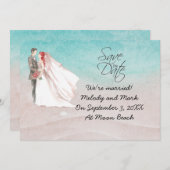 新婦新郎がビーチに立つビーチウェディングの様子 招待状 (正面/裏面)