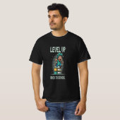 新学期おもしろいレベルアップデザイン Tシャツ (正面フル)