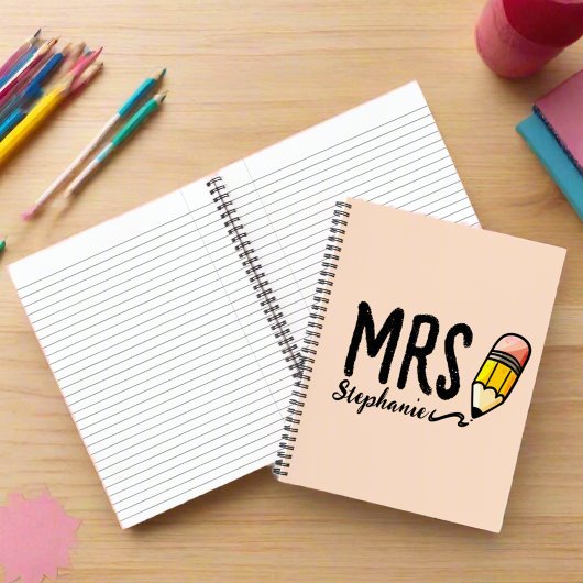 新学期かわいいピンクの鉛筆先生キッズ名 ノートブック