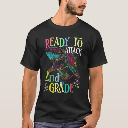 新学期が第1級を攻撃できる Tシャツ (正面)