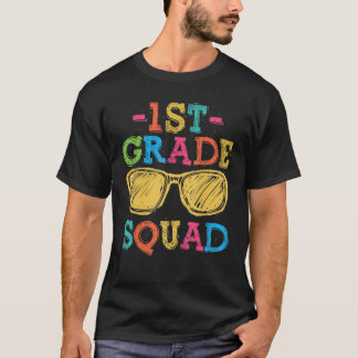 新学期に戻る 1年生チーム 初日の先生たち Tシャツ