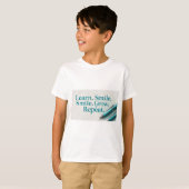 新学期キッズTシャツ – 学び、笑顔、成長 Tシャツ (正面フル)