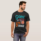 新学期ゲーム第5級おもしろいバスケットボールKi Tシャツ (正面フル)