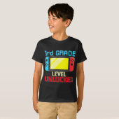新学期ビデオゲーマー3級レベルUnlocke Tシャツ (正面フル)