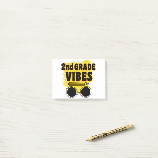 新学期2年生スタイルのTシャツ 初日の子供 ポストイット (デスク上)