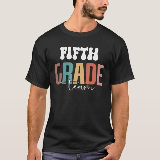 新学期5年生チームレトロ先生キッズ Tシャツ (正面)