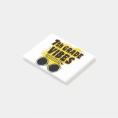 新学期7年生の雰囲気満載のTシャツ 初登校日 子供 ポストイット (アングル)