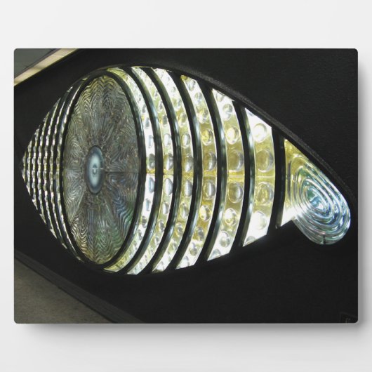 新宿の目新宿の目 フォトプラーク (正面)