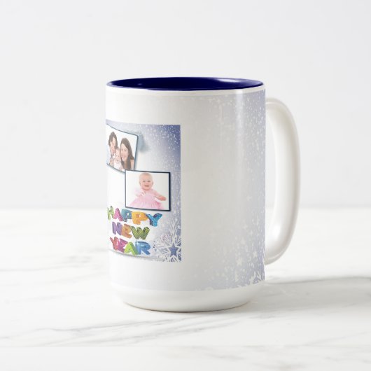 新年おめでとう2枚の写真を追加するマグカップ ツートーンマグカップ (正面右)