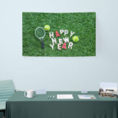 新年が幸せなテニスボールとラケット 横断幕 (トレードショー)