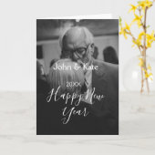 新年のカップル写真の名前 年 黒白 カード (黄色い花)