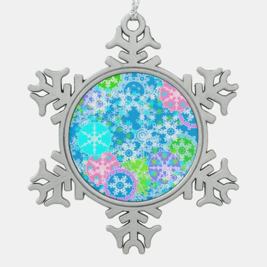 新年のデザイン スノーフレークピューターオーナメント (正面)