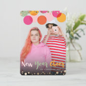 新年の応援おもしろいとカラフル紙吹雪ドット写真 シーズンカード (スタンド正面)