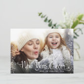 新年の応援はっきりした白モダン雪片の写真 シーズンカード (スタンド正面)