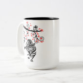 新年中国のの虎と赤い花 ツートーンマグカップ (正面左)