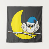 新月冬の夜に咲くフクロウ タペストリー (正面)