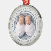 新生児ツインズフォトキープサケ初めてのクリスマス メタルオーナメント (左)
