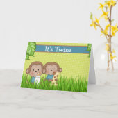 新生児ツインボーイズかわいいサル カード (黄色い花)