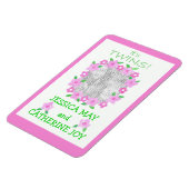 新生児ツイン女子アナウンスフレキシブルマグネット マグネット (左側)