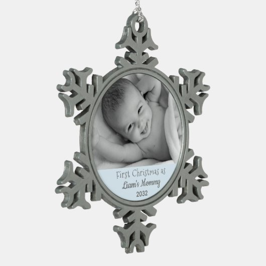 新生児初めてのクリスマスをMommy Sonの写真とカスタムして スノーフレークピューターオーナメント (左)