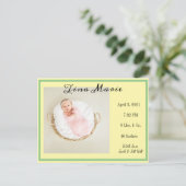 新生児誕生発表黄色い写真 ポストカード (スタンド正面)