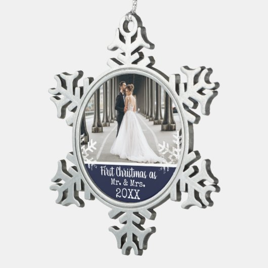 新着第1回クリスマスフォトネイビーブルースノーフレーク スノーフレークピューターオーナメント (右)