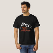 新築祝いギフト Mr & Mrs Homeowner Tシャツ (正面フル)