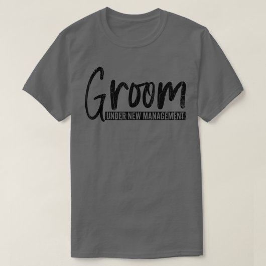 新経営陣のGのおもしろい下で結婚グルーミング結婚した Tシャツ (デザイン正面)