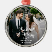 新結婚したメリー婚1stクリスマスフォトラウンド メタルオーナメント (正面)