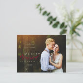 新結婚した婚メリーの写真カスタムクリスマス ポストカード (スタンド正面)