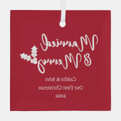 新結婚した婚メリー初めてのクリスマスレッド ガラスオーナメント (裏面)