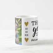 新結婚郎新婦の写真 コーヒーマグカップ (中央)