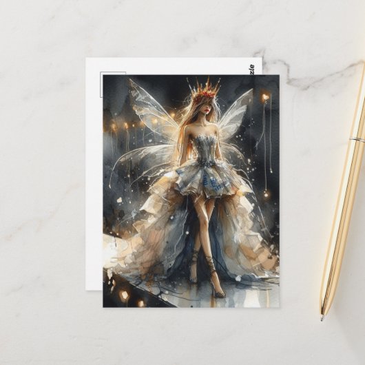 新聞で作ったファッションショーのドレスを着た妖精 ポストカード (正面/裏面インサイチュ)