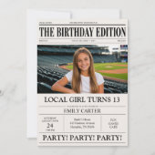 新聞の見出し 楽しい女子の誕生日パーティー 招待状 (正面)