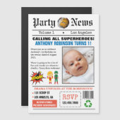 新聞スーパーヒーロー誕生日パーティーの写真 マグネット招待状 (正面/裏面)