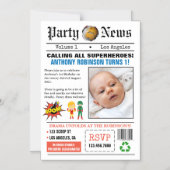 新聞スーパーヒーロー誕生日パーティーの写真 マグネット招待状 (正面)