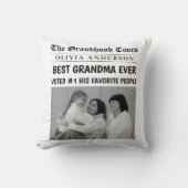 新聞パーソナライズされた | 最高のおばあちゃん クッション (正面)