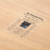 新聞伝統的ヴィンテージ結婚式 アクリル招待状 (レイダウン)