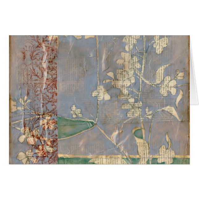 新聞用紙の背景に白い花 (正面横)