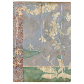 新聞用紙の背景に白い花 クリップボード (裏面)