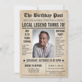 新聞誕生日ニューおもしろいスユーモアのあるメンズ70th 招待状 (正面)