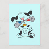 新聞Tシャツとギフトを着たワンちゃん ポストカード (正面)