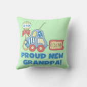 新誇りを持ったしいグランパカー男の子のプレゼント クッション (裏面)