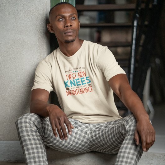 新誇りを持った二膝の所有者 Tシャツ