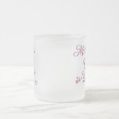 新郎によって曇らされるマグの紫色のカスタマイズ可能な母 フロストグラスマグカップ (中央)