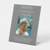 新郎のグレーの父結婚記念椅子 台座サイン (正面)